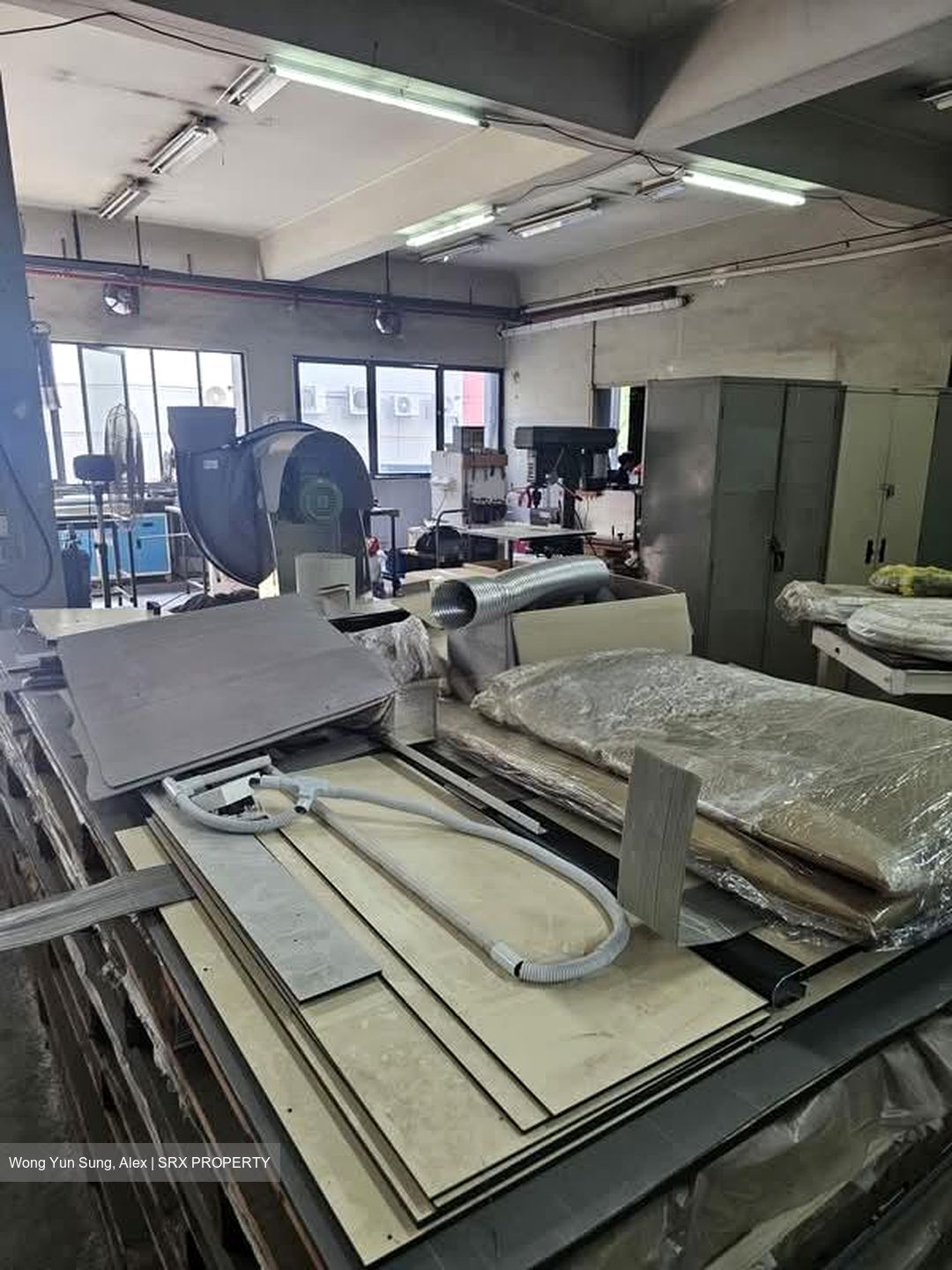 Marsiling Industrial Estate Road 1 (D25), Factory #597555041